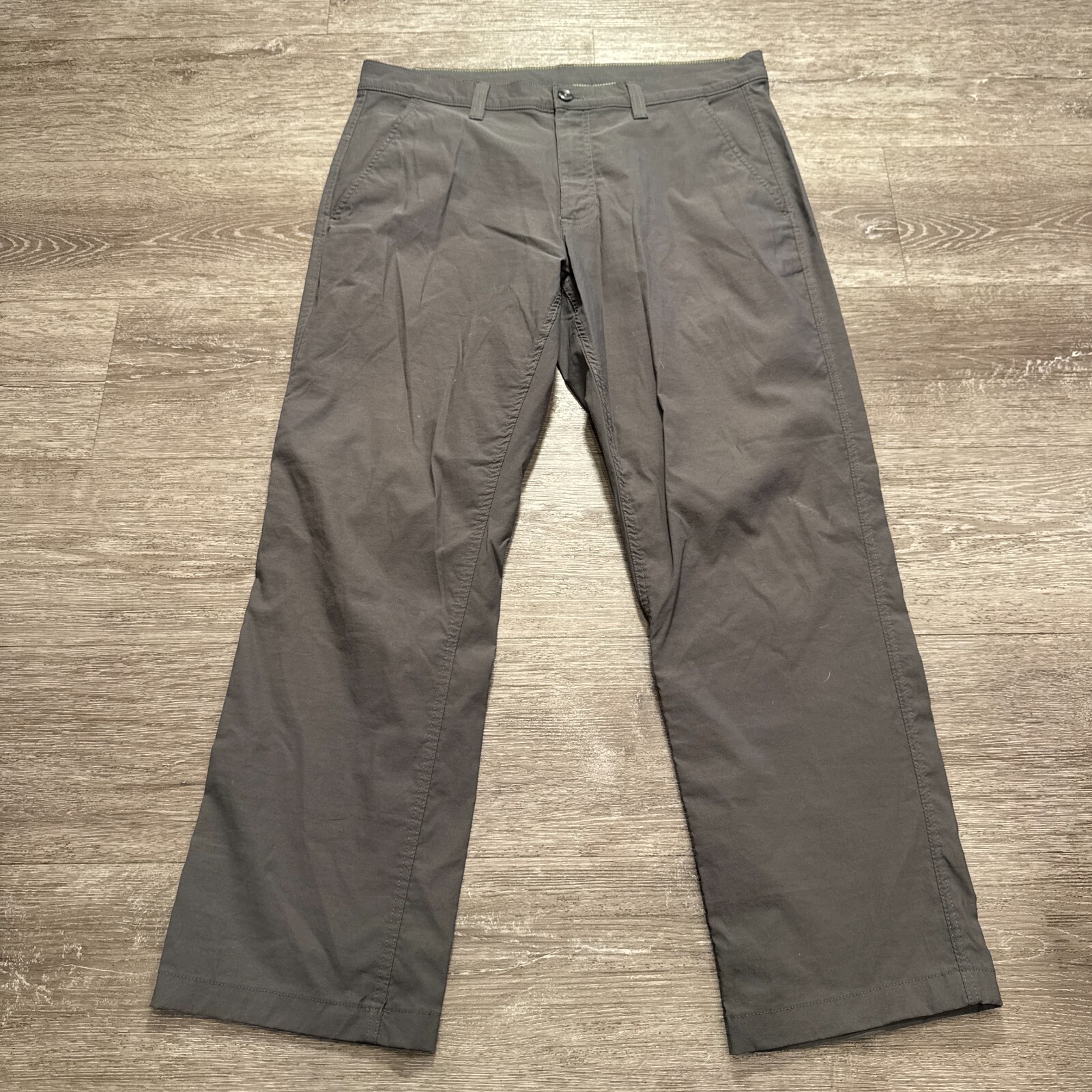 Eddie Bauer Pants Mens 35 Gray Nylon Hiking Outdoor Casual Lightweight Gorpcore