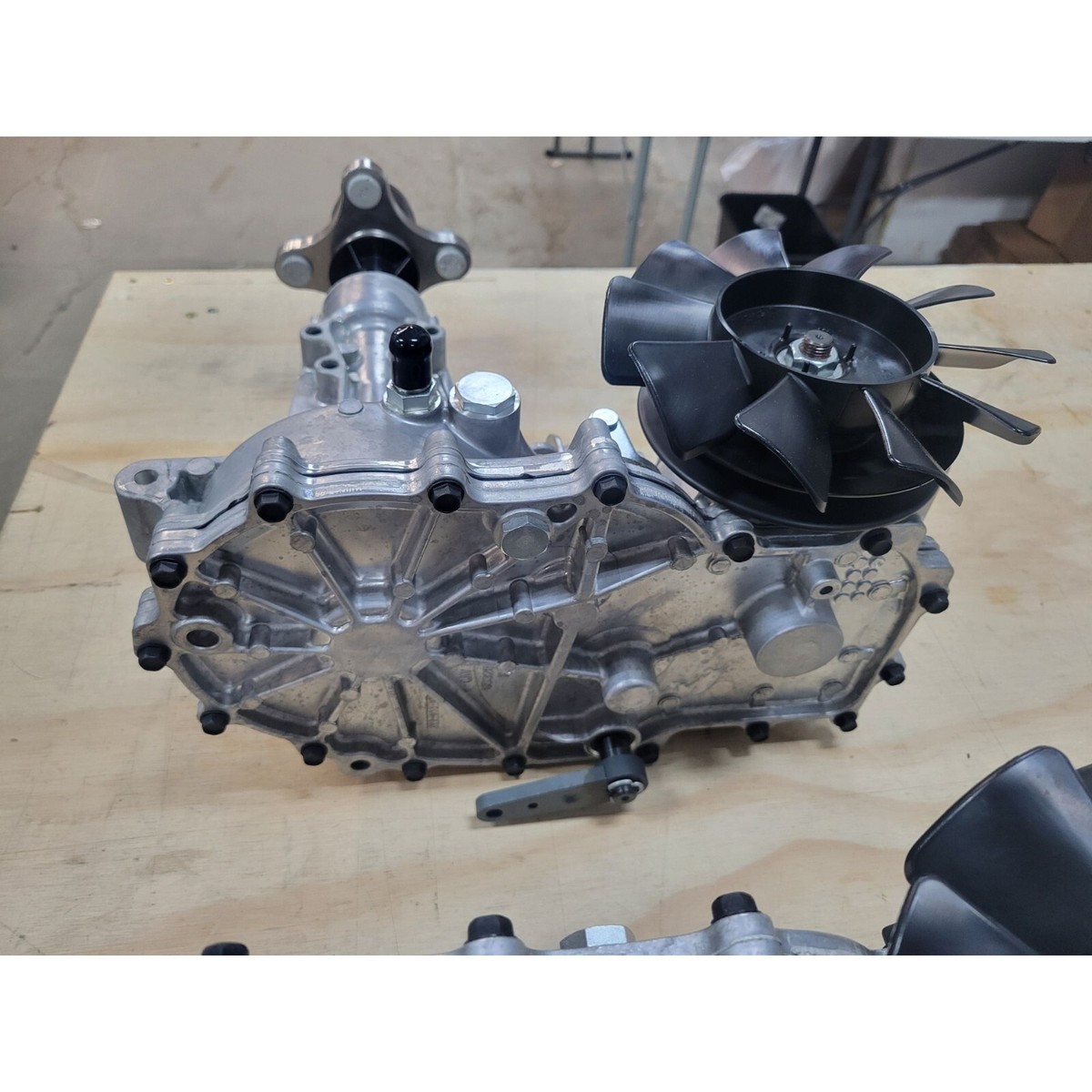 RT-142618専用 Toro/Exmark Hydros - New OEM Hydro Gear ZK-GPEB-SCLB-2GLX