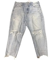 American Eagle Strigid High Rise Curvy Ripped Mom Jean Sz 18 Light Blue Wash NEW