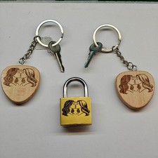 Lucchetto incisione + Nome Regalo Coppie LGBT LESBICA Portachiavi Personalizzato