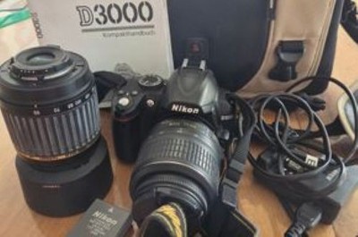 NIKON Digitale Spiegelrefelexkamera D3000 schwarz gebraucht sehr guter Zustand