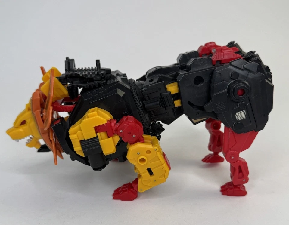 Figura de acción MMC Reformatted R-04 Leo Dux Transformers Foto 3 de 4