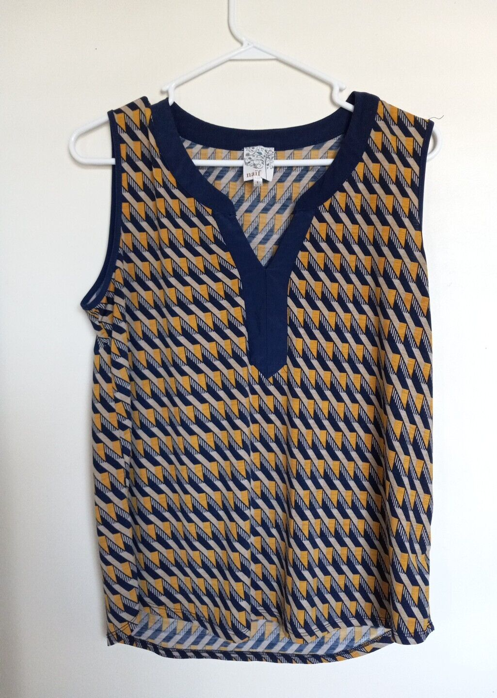 Naif Tank Top Dressy V Neck Sz L