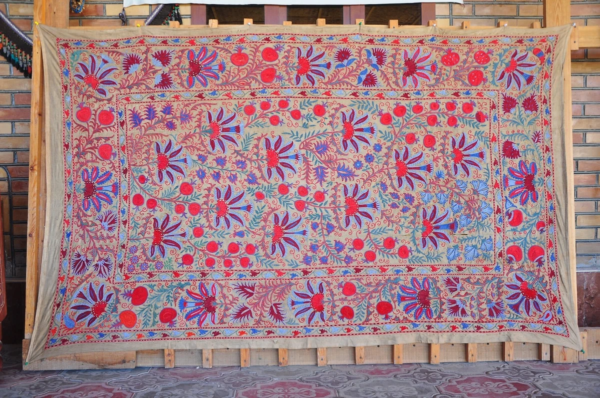 Silk Hand Embroidered Suzani Blanket Bed Spread Sofa Cover Wall