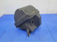 2015-2018 Kia Sedona Engine Air Cleaner Box Assembly Genuine OEM 28110A9100