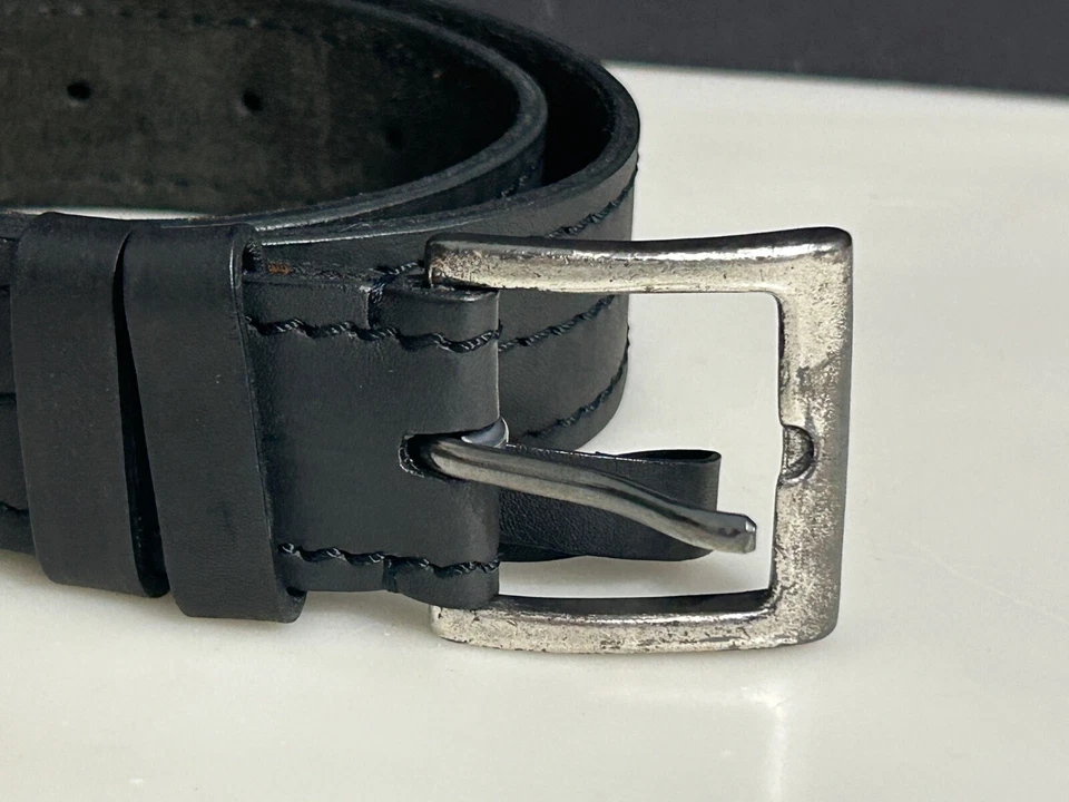 Cinturón de cintura LANVIN Paris para mujer pequeño negro herrajes de cuero y peltre 34 x 1-5/8 Foto 3 de 4