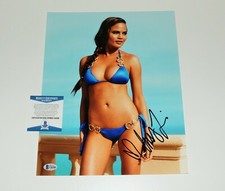 SEXY MODEL CHRISSY TEIGEN SIGNED 11x14 PHOTO BECKETT COA SPORTS ILLUSTRATED SI