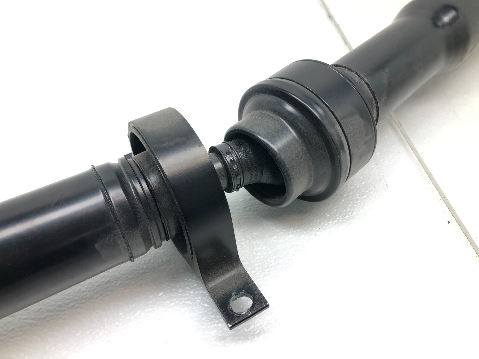 2014-2017 MASERATI GHIBLI S AWD REAR DRIVE SHAFT OEM.