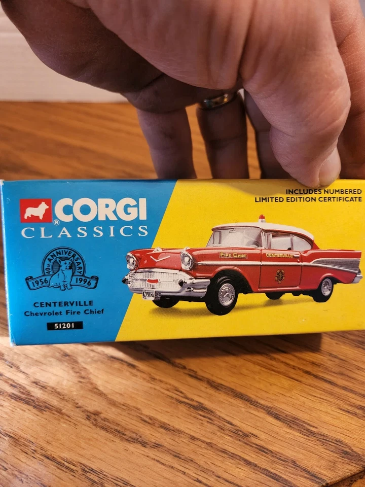 Corgi Classics Centerville Chevrolet Fire Chief Bel-Air 51201 Limited - Image 3 of 4