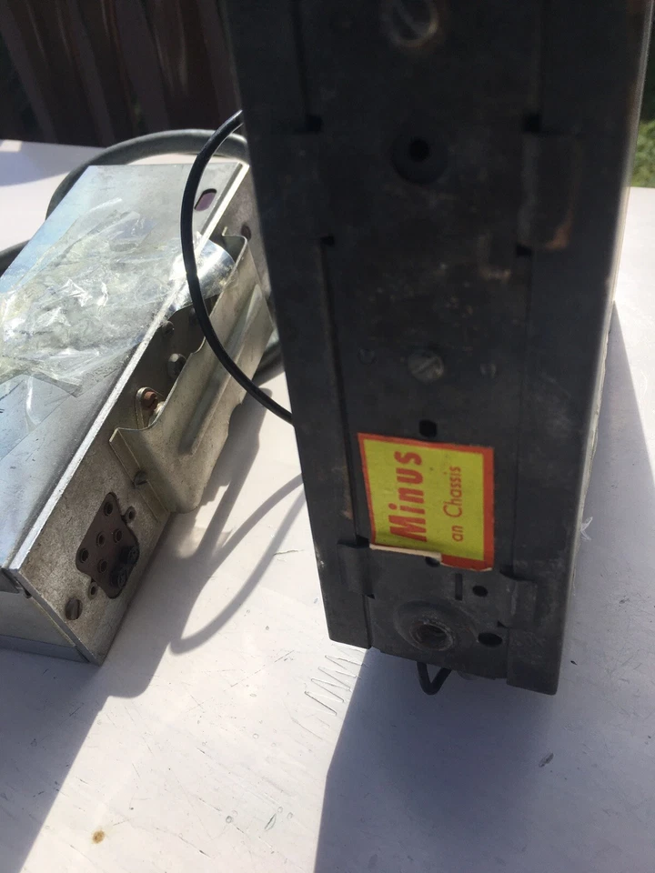 MERCEDES BENZ EUROPA TR RADIO 230 250  220 300 SE SEL 300SE RARE VINTAGE BECKER - Image 4 of 4