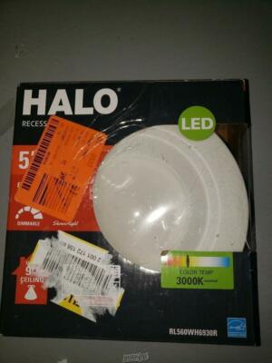 Halo RL 5¨ and 6¨ White Integrated LED Recessed Ceiling Light Fixture Retrofit D