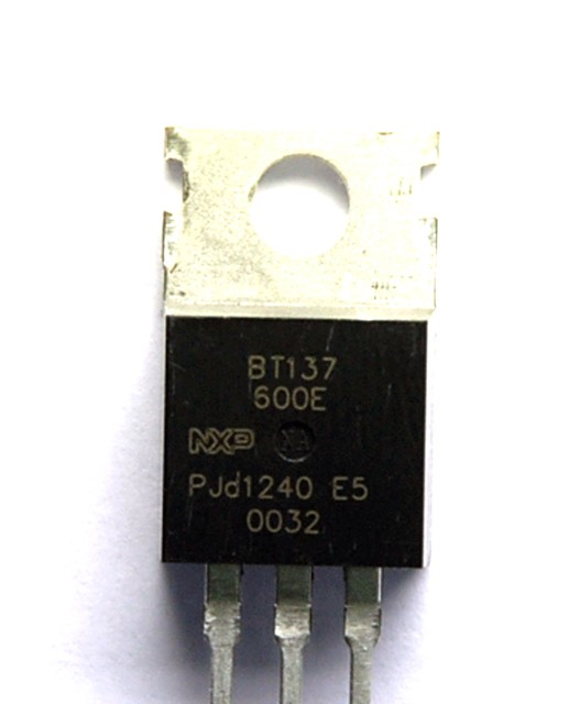 10pc Thyristor 4Q Triacs BT137 600E BT137-600E TO220AB Vdrm=600V It=8A ...