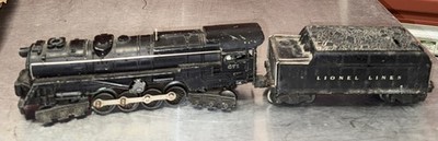Lionel post-war 671 engine and 671W tender