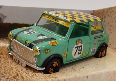 Corgi Maßstab 1:36 04431 - Mini Mighty Minis Racing - #79 Sam Roach