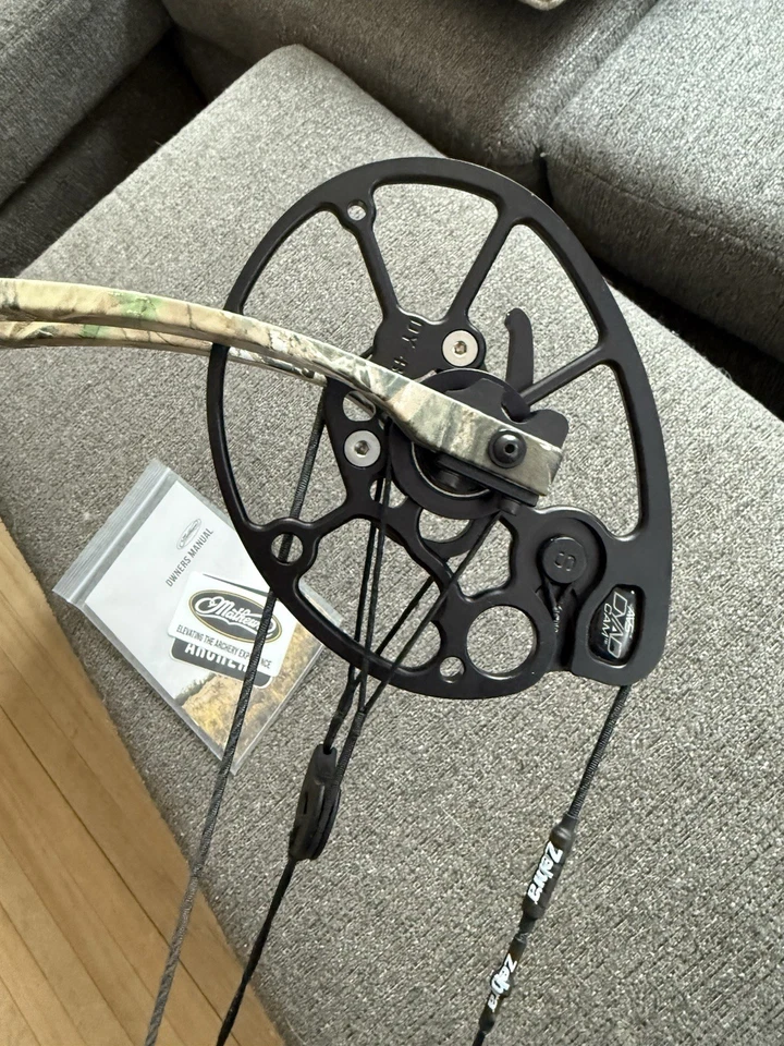 Mathews Tactic 右握复合弓迷彩 70 磅。 28英寸拉长 — 第 4/4 张图片