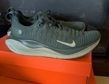 Nike Running Womens 7.5 GREEN solid