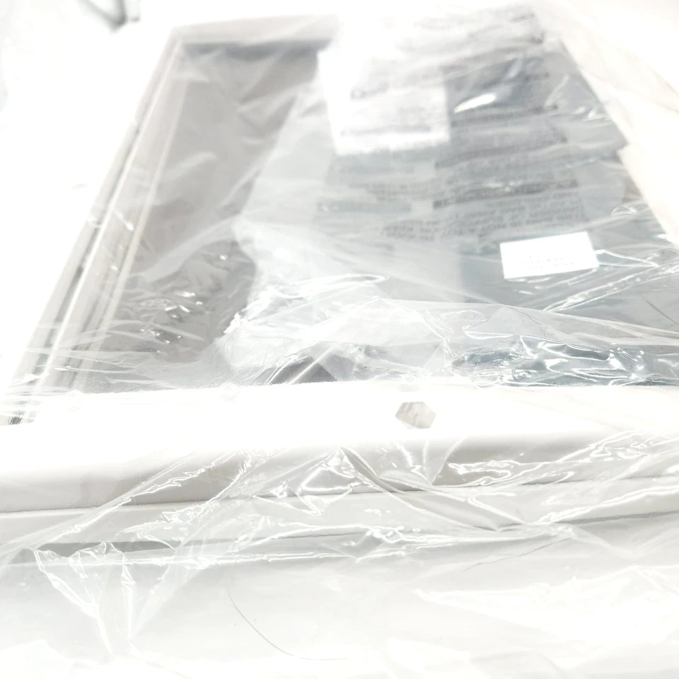 Puerta grande para perros PetSafe 100 lb capacidad marco de plástico interior exterior con panel Foto 3 de 4