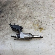 Injecteur Mazda 121