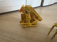 Corgi - Yellow hiab /Crane with Brick Grab -- 1:50 Scale -