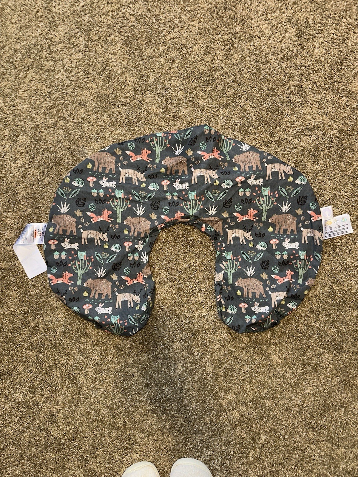 Boppy Original Support Nursing Pillow cover Woodland animals Pattern-image