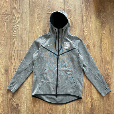 Nike ENGLAND Tech Fleece Windrunner Herren Kapuzenjacke Grau Größe M Fußball
