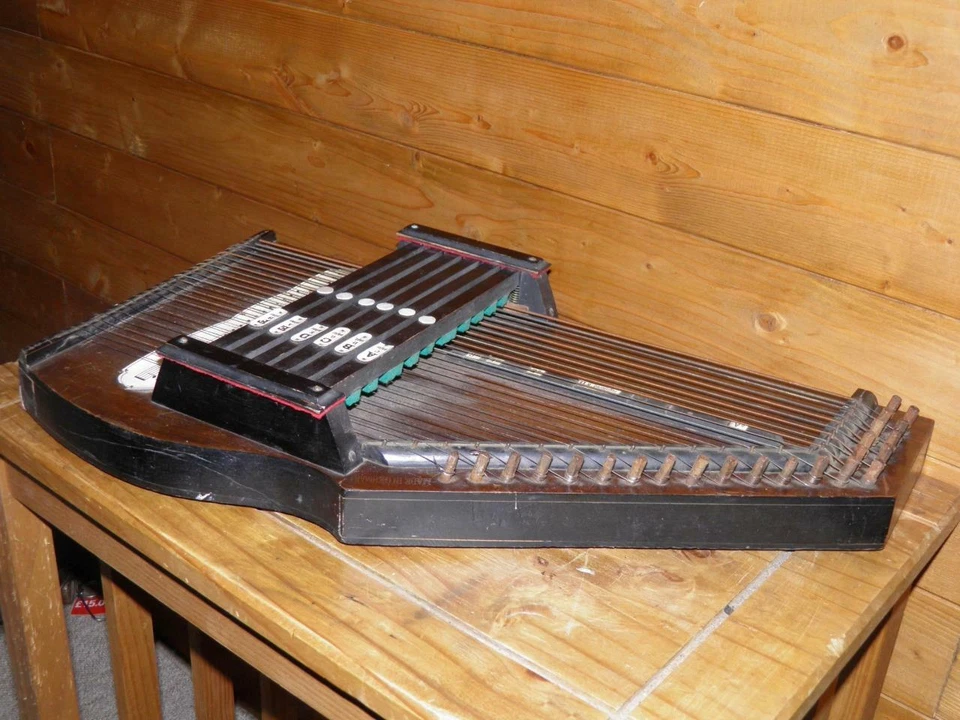 Vintage 'Made In Germany' Akkordzither/Autoharp/Zither - 6 Chord 24 String - Image 3 of 4
