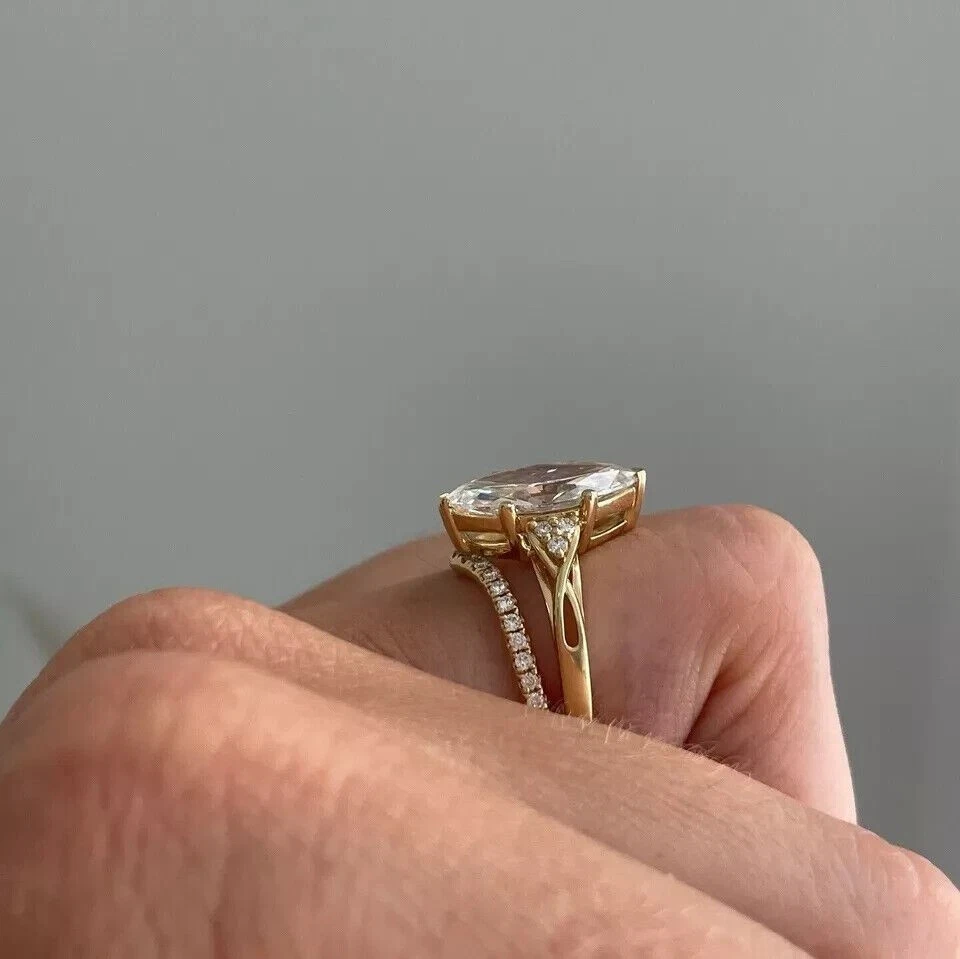 Anillo de compromiso de moissanita real enchapado en oro amarillo de 14 k de corte marquesa de 2,20 quilates Foto 3 de 4