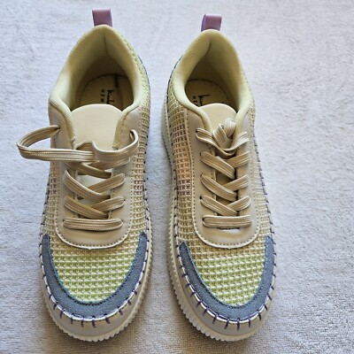 Nicole Miller  Brita  Style Platform Sneakers New York Size 9 Spring Color