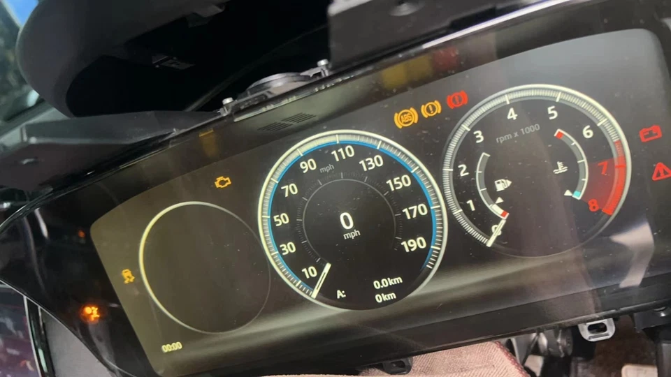 JAGUAR XE INSTRUMENT CLUSTER TACHO SPEEDOMETER - Image 4 of 4