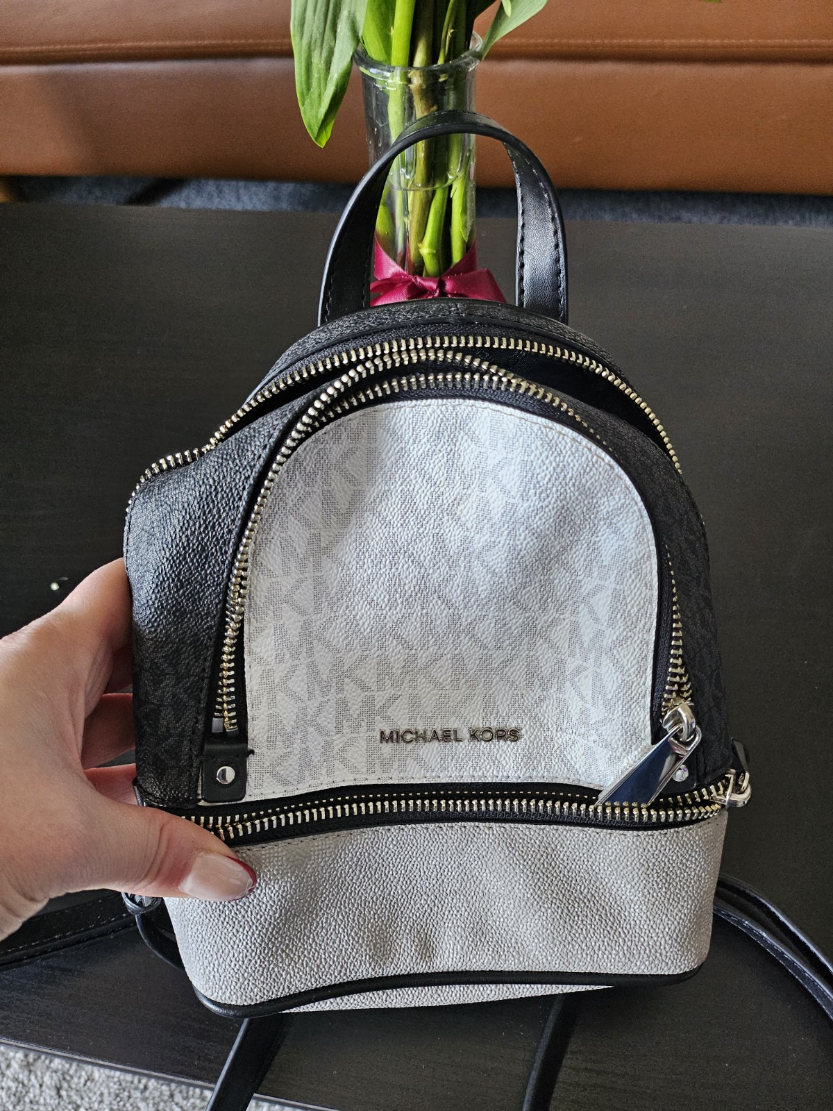 Michael Kors Rhea Colorblock Backpack with Wallet MICHAEL KORS Rhea Medium Color-Block Signature Logo Backpack main image 2
