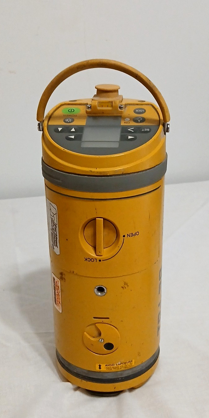 Topcon TP-L2 RED Pipe Sewer Laser W/RC-100 Remote & Case Red Beam TESTED WORKS!