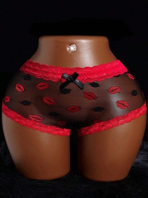 Seductive ladies lingerie with lace details and lips pattern cheap24
