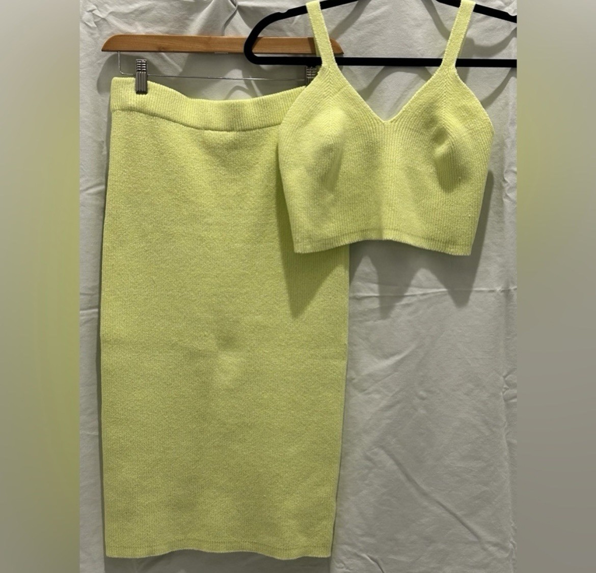 Universal Thread Light Yellow Knit extra stretch … - image 10