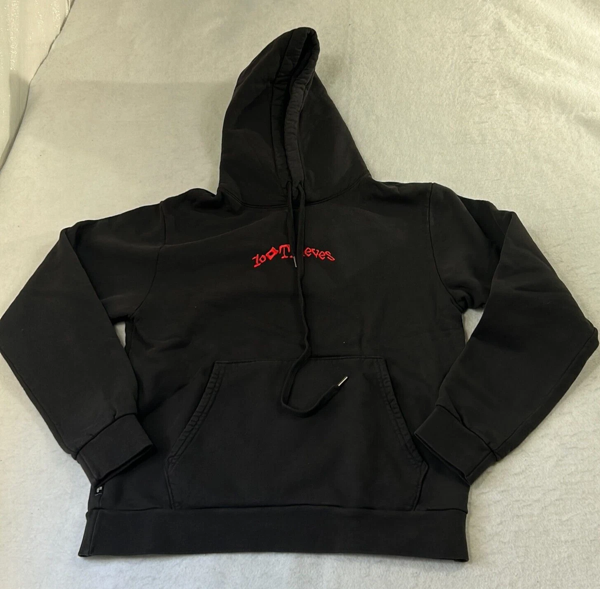 100 thieves online hoodie black