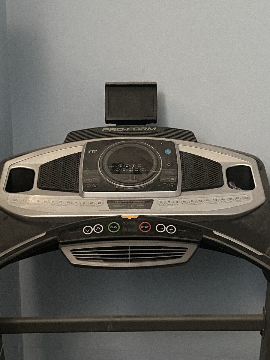 treadmill pro-form power 995i UK