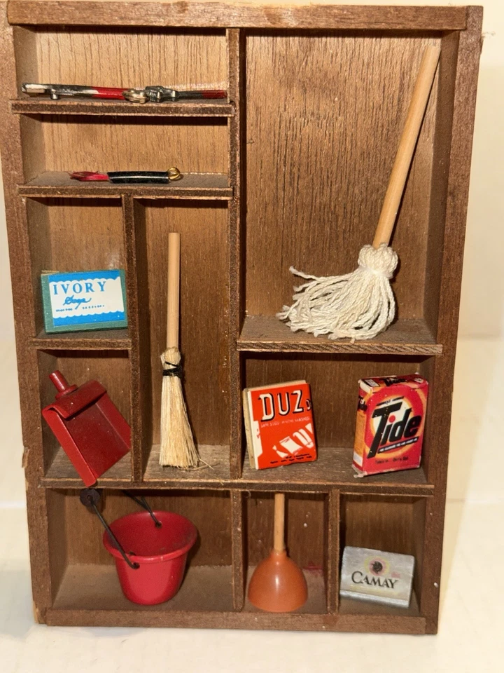 Casa de bonecas tamanho miniatura cozinha loja de campo com decoração de vitrine de madeira VINTAGE - Imagem 2 de 4