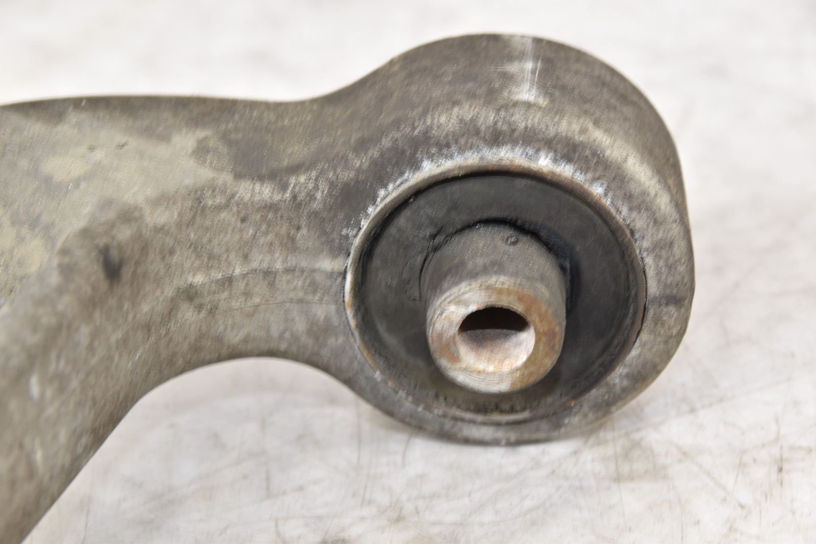 Maserati Ghibli 2014-2019 Front Left Lower Control arm P/N 670007180