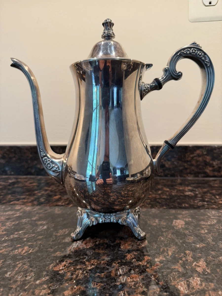 ONEIDA Antique US Silver-Plated Teapots, Coffee Pots & Sets for