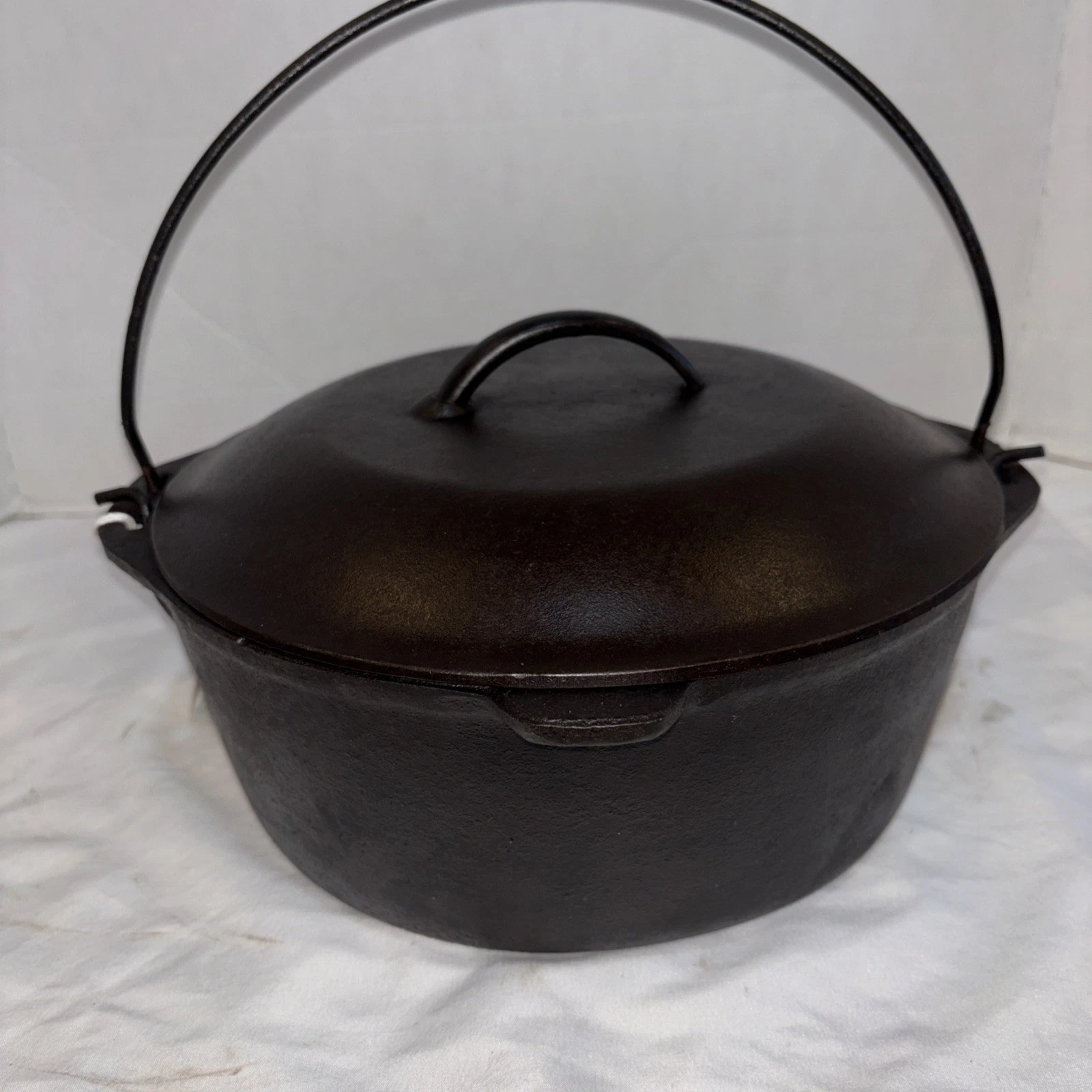 RESTORED Vintage 1930-1940 #8 Lodge Dutch Oven 5 Quarts Cast Iron SEASONED