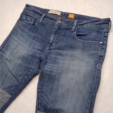Anthropologie Pilcro and the Letterpress Jeans Women's 31 Mid Rise Medium Wash