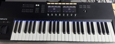 Native Instruments Komplete Kontrol S49 MK2 49 Key Keyboard Controller