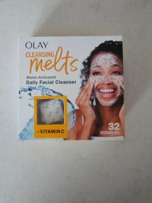 Olay Cleansing Melts + Vitamin C Water-Activated Daily Facial Cleanser   32 Pads