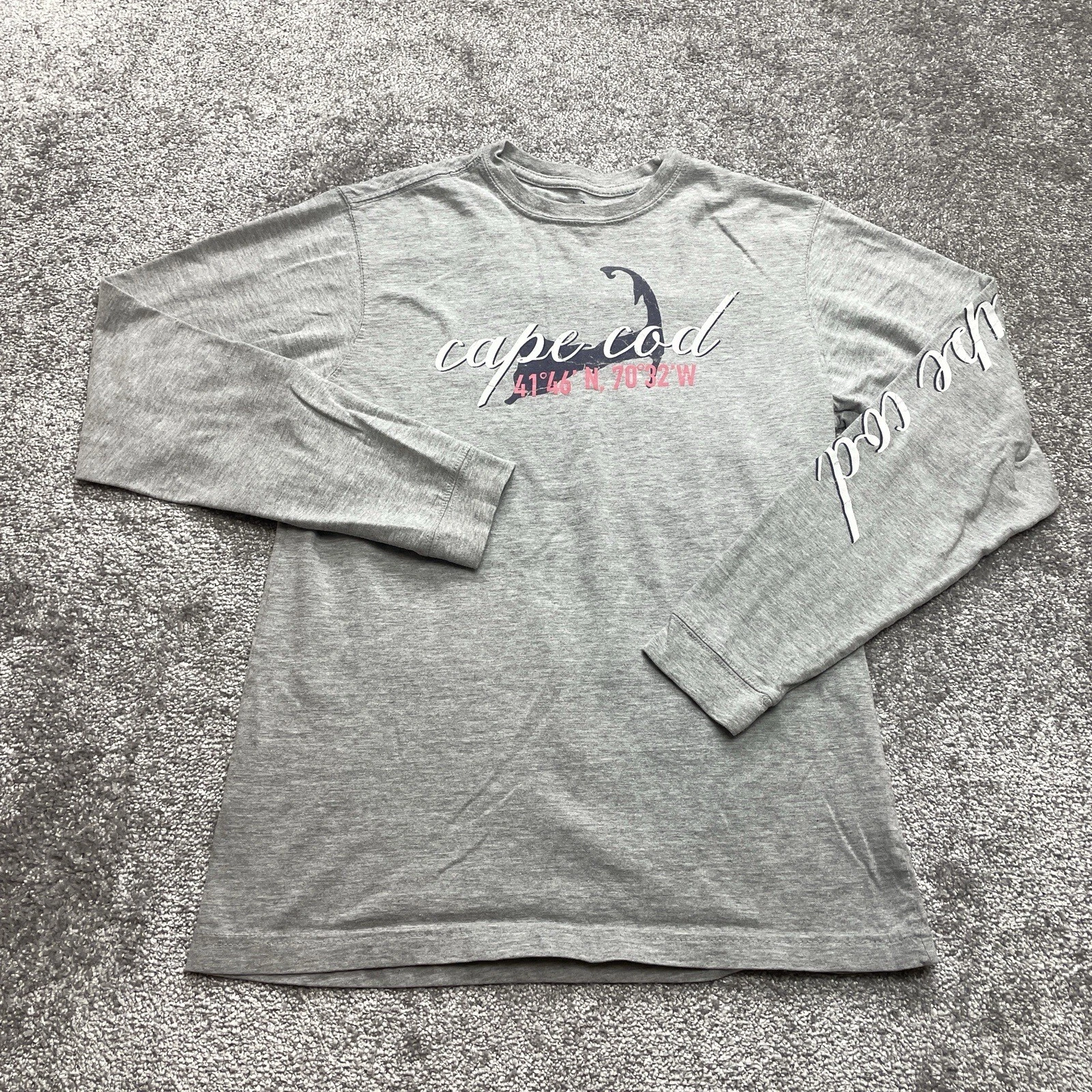 cuffys cape cod Shirt Men’s Small Gray Long Sleeve Coordinates Logo Crew Tee Top