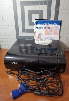 Epson PowerLite 77c 3LCD XGA Projector 2200 Lumens EMP-X5 w/Bag Remote Cables CD