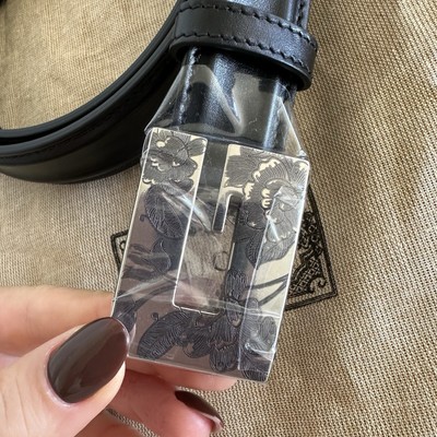 NEW GUCCI BLACK BELT LEATHER FLOWER ENGRAVED SQUARE G BUCKLE  display picture 2