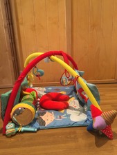 east coast say hello playmat