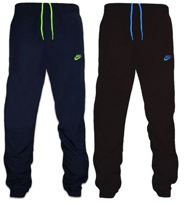 two tick nike tracksuit
