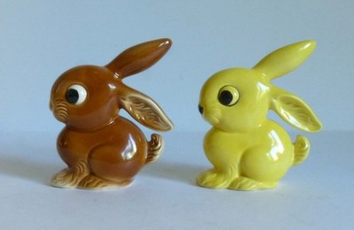 GOEBEL 2 HASEN GELBER + BRAUNER OSTERHASE OH 20 MIDCENTURY DESIGN 50ER JAHRE
