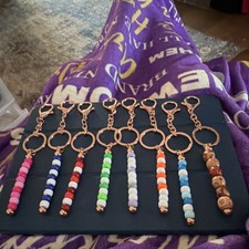 8 Multicolor Beaded Keychains Metal Plastic with Detachable Keyrings