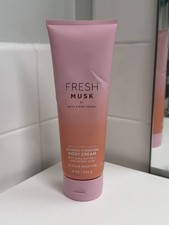 Bath  Body Works - Fresh Musk Body Cream 8 Oz - New 